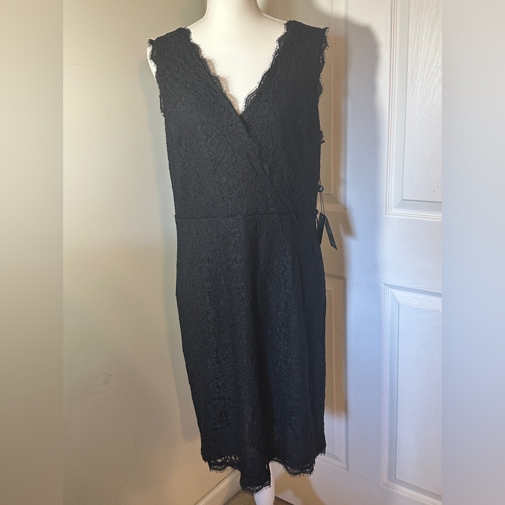 Adrianna Papell Black Lace Midi Dress